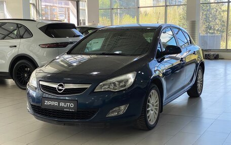 Opel Astra J, 2011 год, 829 000 рублей, 3 фотография