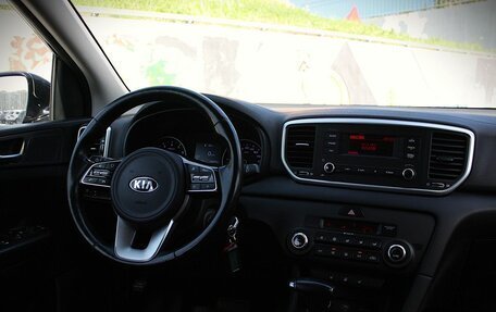KIA Sportage IV рестайлинг, 2020 год, 2 150 000 рублей, 16 фотография