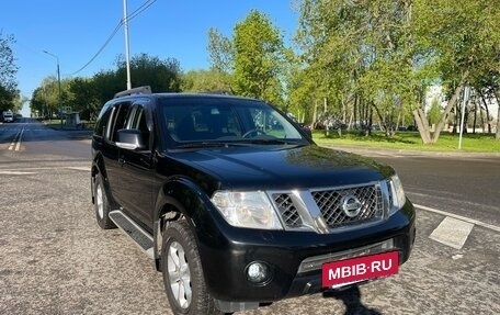 Nissan Pathfinder, 2013 год, 2 200 000 рублей, 2 фотография