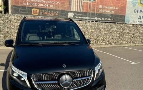 Mercedes-Benz V-Класс, 2020 год, 7 990 000 рублей, 12 фотография