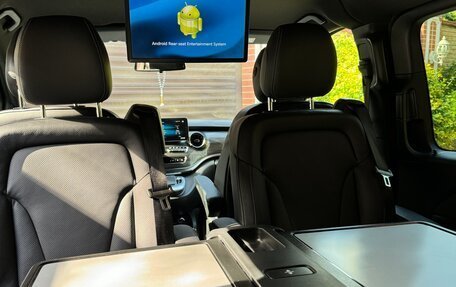 Mercedes-Benz V-Класс, 2020 год, 7 990 000 рублей, 25 фотография