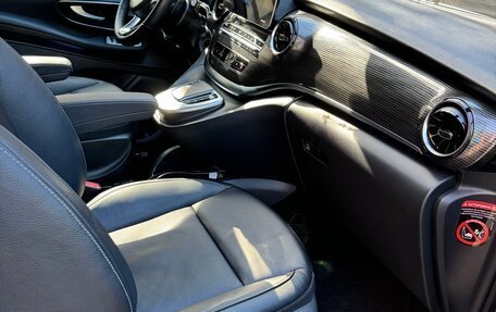 Mercedes-Benz V-Класс, 2020 год, 7 990 000 рублей, 18 фотография