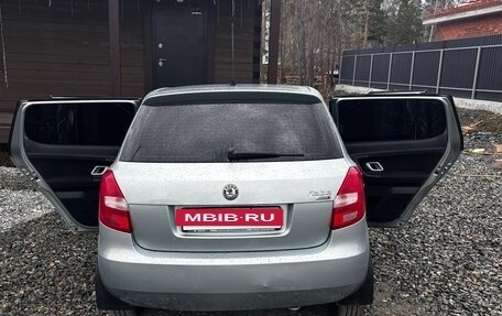Skoda Fabia II, 2009 год, 430 000 рублей, 3 фотография