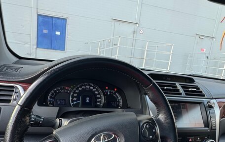 Toyota Camry, 2013 год, 1 735 000 рублей, 10 фотография
