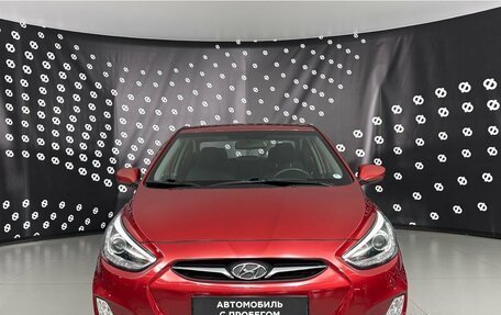 Hyundai Solaris II рестайлинг, 2013 год, 865 000 рублей, 2 фотография