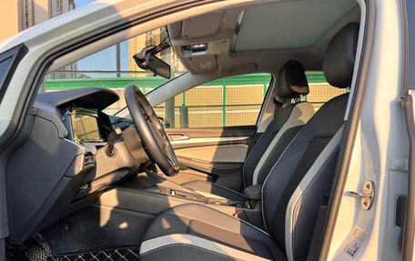 Volkswagen Golf VIII, 2021 год, 1 695 000 рублей, 24 фотография