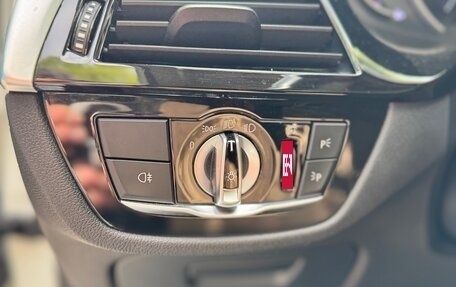 BMW 5 серия, 2017 год, 3 300 000 рублей, 22 фотография