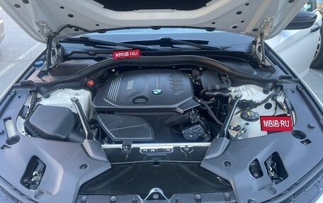 BMW 5 серия, 2017 год, 3 300 000 рублей, 29 фотография