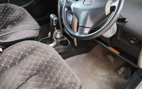 Toyota Ist II, 2005 год, 620 000 рублей, 5 фотография