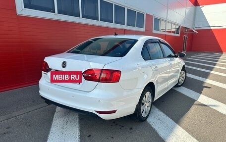 Volkswagen Jetta VI, 2013 год, 989 000 рублей, 7 фотография