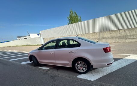 Volkswagen Jetta VI, 2013 год, 989 000 рублей, 18 фотография
