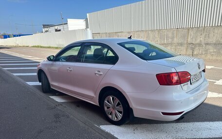 Volkswagen Jetta VI, 2013 год, 989 000 рублей, 20 фотография