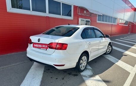 Volkswagen Jetta VI, 2013 год, 989 000 рублей, 24 фотография