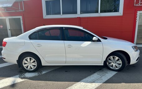Volkswagen Jetta VI, 2013 год, 989 000 рублей, 26 фотография