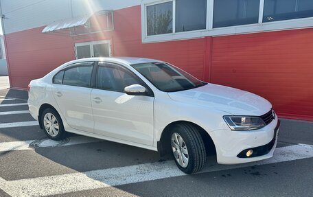 Volkswagen Jetta VI, 2013 год, 989 000 рублей, 27 фотография