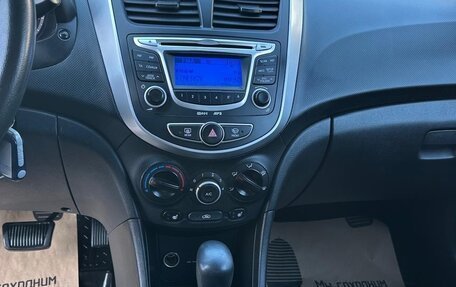 Hyundai Solaris II рестайлинг, 2013 год, 1 100 000 рублей, 4 фотография