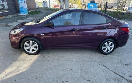 Hyundai Solaris II рестайлинг, 2013 год, 1 100 000 рублей, 19 фотография