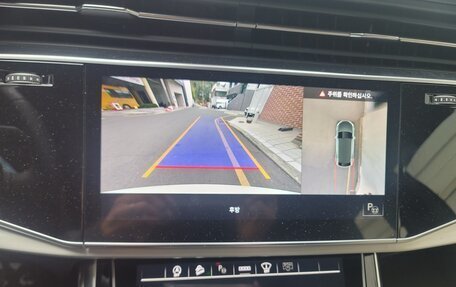 Audi Q8 I, 2022 год, 7 175 000 рублей, 4 фотография