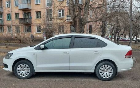 Volkswagen Polo VI (EU Market), 2011 год, 365 000 рублей, 4 фотография