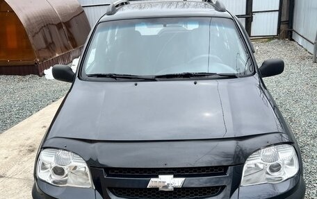 Chevrolet Niva I рестайлинг, 2013 год, 580 000 рублей, 2 фотография