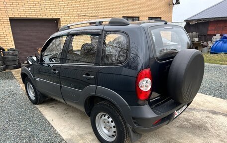 Chevrolet Niva I рестайлинг, 2013 год, 580 000 рублей, 8 фотография