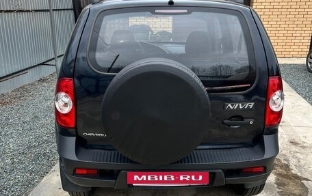 Chevrolet Niva I рестайлинг, 2013 год, 580 000 рублей, 9 фотография