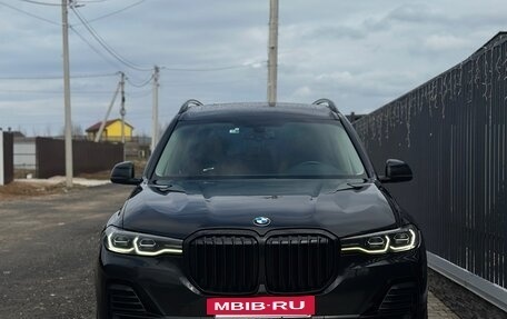 BMW X7, 2019 год, 7 000 000 рублей, 2 фотография