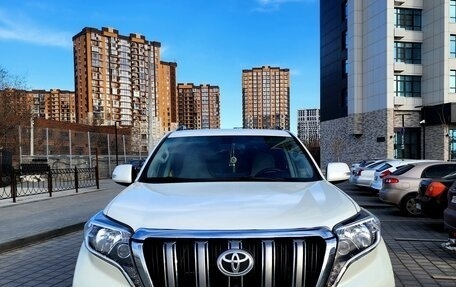 Toyota Land Cruiser Prado 150 рестайлинг 2, 2013 год, 3 200 000 рублей, 2 фотография