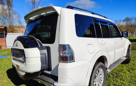 Mitsubishi Pajero IV, 2014 год, 2 550 000 рублей, 3 фотография
