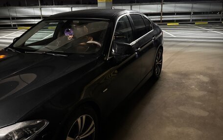 BMW 5 серия, 2010 год, 1 410 000 рублей, 2 фотография