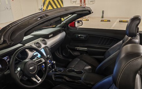 Ford Mustang VI рестайлинг, 2017 год, 3 200 000 рублей, 19 фотография