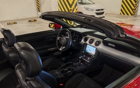 Ford Mustang VI рестайлинг, 2017 год, 3 200 000 рублей, 20 фотография