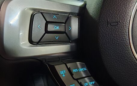 Ford Mustang VI рестайлинг, 2017 год, 3 200 000 рублей, 32 фотография