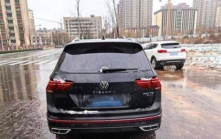 Volkswagen Tiguan II, 2022 год, 3 100 000 рублей, 4 фотография