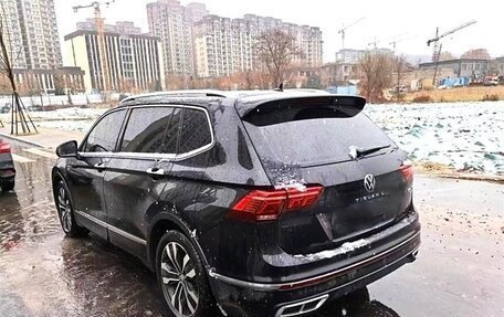 Volkswagen Tiguan II, 2022 год, 3 100 000 рублей, 6 фотография