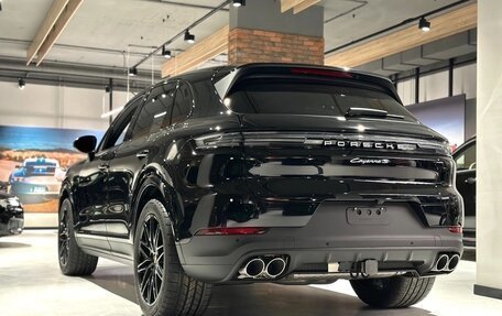 Porsche Cayenne III, 2023 год, 18 750 000 рублей, 1 фотография