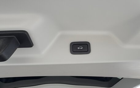 Land Rover Range Rover IV рестайлинг, 2015 год, 5 700 000 рублей, 15 фотография