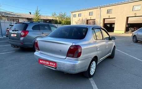 Toyota Platz, 2001 год, 245 000 рублей, 4 фотография