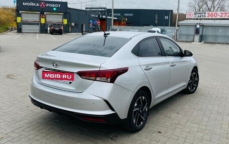 Hyundai Solaris II рестайлинг, 2021 год, 1 700 000 рублей, 2 фотография