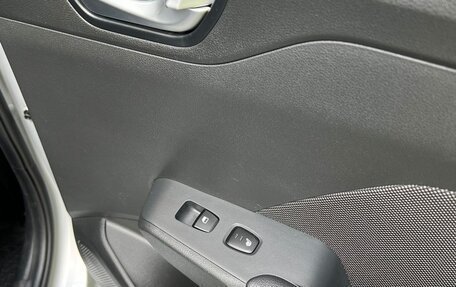Hyundai Solaris II рестайлинг, 2021 год, 1 700 000 рублей, 15 фотография