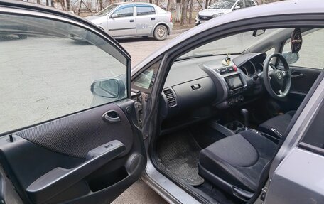Honda Fit III, 2003 год, 450 000 рублей, 11 фотография