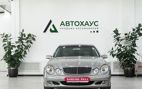 Mercedes-Benz E-Класс, 2004 год, 998 000 рублей, 2 фотография