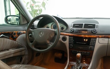 Mercedes-Benz E-Класс, 2004 год, 998 000 рублей, 17 фотография