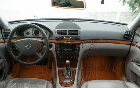 Mercedes-Benz E-Класс, 2004 год, 998 000 рублей, 19 фотография