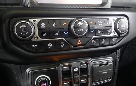Jeep Wrangler, 2022 год, 4 066 000 рублей, 6 фотография