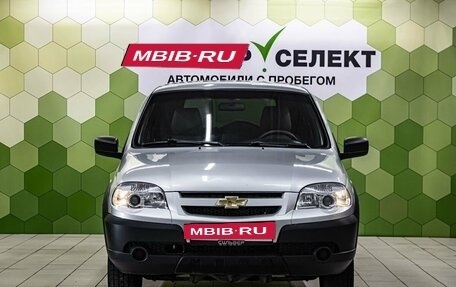 Chevrolet Niva I рестайлинг, 2018 год, 850 000 рублей, 3 фотография