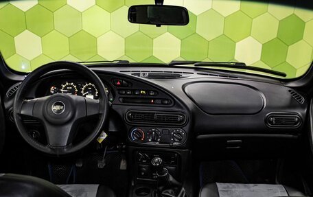 Chevrolet Niva I рестайлинг, 2018 год, 850 000 рублей, 15 фотография