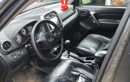 Toyota RAV4, 2005 год, 650 000 рублей, 5 фотография