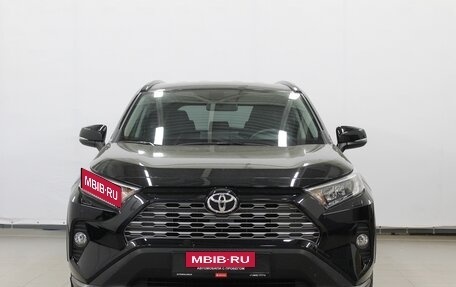 Toyota RAV4, 2019 год, 3 180 000 рублей, 2 фотография