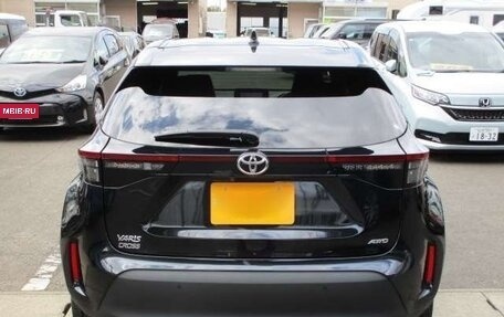 Toyota Yaris Cross, 2022 год, 1 311 000 рублей, 4 фотография
